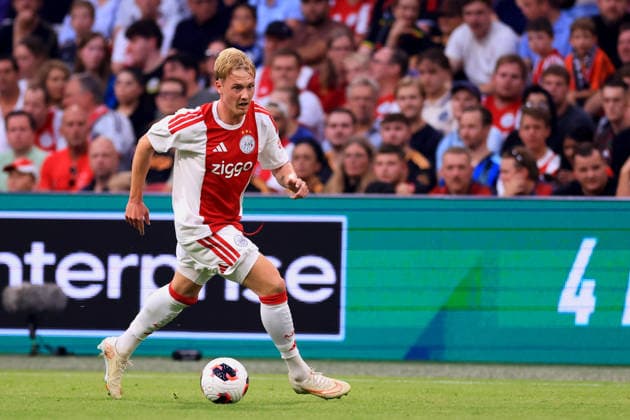 AMSTERDAM, NETHERLANDS - AUGUST 27: Julian Brandt of AFC Ajax during the UEFA Conference League 2026 27 Play Off Round Second Leg match between AFC Ajax and FC Sion at the Johan Cruijff ArenA on August 27, 2026 in Amsterdam, Netherlands.  Copyright: xRenexNijhuisx
