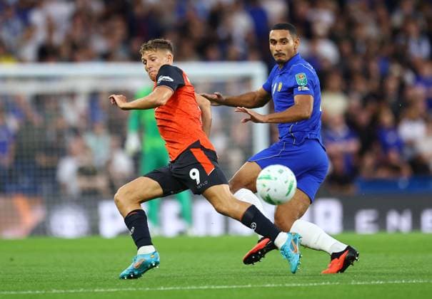 Callum Marshall of Luton Town and Maxence Lacroix of Chelsea Chelsea v Luton Town, EFL Carabao Cup, Second Round, Football, Stamford Bridge, London, UK - 27 Aug 2026London Stamford Bridge United Kingdom EDITORIAL USE ONLY No use with unauthorised audio, video, data, fixture lists, club league logos or live services. Online in-match use limited to 120 images, no video emulation. No use in betting, games or single club league player publications.  Copyright: xMichaelxZemanek Shutterstockx 17118945r