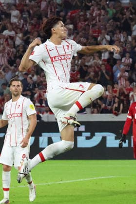 27.08.2026, xrekx, Fussball Conference League Quali, SC Freiburg - FC Motherwell v.l. Torjubel nach dem Tor zum celebrating the goal celebrate 4:1 durch Keisuke Goto (SC Freiburg) Freiburg