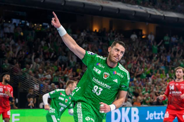 im Bild v.l.: Mijajlo Marsenic (Fuechse Berlin, 93), Tor, Treffer, Jubel, Torjubel, Freude, Begeisterung, feiert, GER, Berlin, Handball, Fuechse Berlin vs MT Melsungen, in der Max-Schmeling-Halle, 27.08.2026, Copyright: HMBxMedia UwexKoch