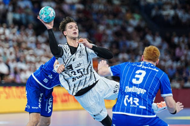Domen Makuc (THW Kiel, 35), Nicolai Theilinger (TBV Lemgo-Lippe, 03) GER, THW Kiel vs. TBV Lemgo-Lippe, Handball, 1. Bundesliga, Spieltag 1, Saison 2026 2027, 27.08.2026 GER, THW Kiel vs. TBV Lemgo-Lippe, Handball, 1. Bundesliga, Spieltag 1, Saison 2026 2027, 27.08.2026 Kiel Copyright: xEibner-Pressefoto MarcelxvonxFehrnx EP_MFN