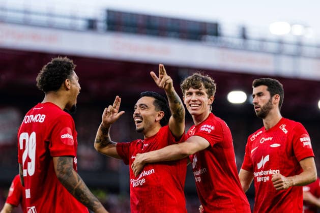 260827 Niklas Castro of Brann celebrates after scoring the 3-2 goal on a penalty kick during the UEFA Conference League play-off match between Brann and PAOK on August 27, 2026 in Bergen. Photo: Marius Simensen BILDBYRAN COP 238 bbeng brann football fotball fotboll jubel paok play-off skb soccer uecl uefa conference league Copyright: MARIUSxSIMENSEN BB260827BB856