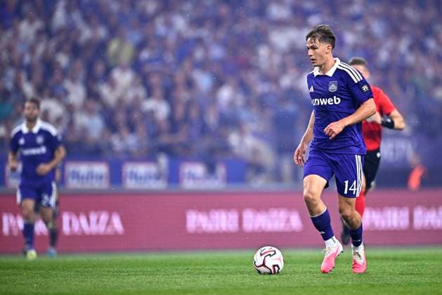 RSC Anderlecht v Kairat Almaty - UEFA Europa League ANDERLECHT, BELGIUM - AUGUST 27 : Sikan Danylo forward of RSC Anderlecht in action during the UEFA Europa League 2026 27 play-off round second leg between RSC Anderlecht and Kairat Almaty on August 27, 2026 in Anderlecht, Belgium, 27 08 2026 Anderlecht Belgium  Copyright: xTomasxSiskx
