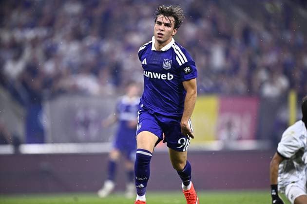 RSC Anderlecht v Kairat Almaty - UEFA Europa League ANDERLECHT, BELGIUM - AUGUST 27 : Cvetkovic Mihajlo forward of RSC Anderlecht in action during the UEFA Europa League 2026 27 play-off round second leg between RSC Anderlecht and Kairat Almaty on August 27, 2026 in Anderlecht, Belgium, 27 08 2026 Anderlecht Belgium  Copyright: xTomasxSiskx