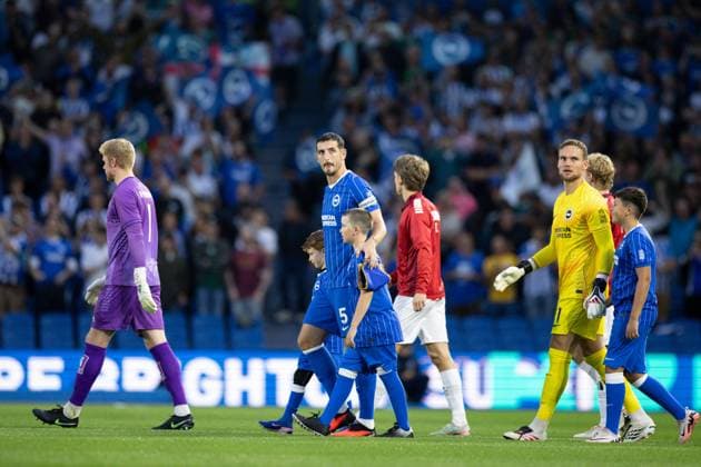 Lewis Dunk of Brighton and Hove Albion leads out the Brighton and Hove Albion players Brighton and Hove Albion v Tromso, UEFA Conference League, Play-Off Round, Second Leg, Football, American Express Community Stadium, Brighton, UK - 27 Aug 2026Brighton American Express Community Stadi United Kingdom  Copyright: xIanxTuttle Shutterstockx 17118944m