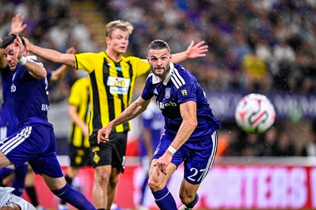 RSC Anderlecht v Kairat Almaty - UEFA Europa League ANDERLECHT, BELGIUM - AUGUST 27 : Petrot Leo defender of RSC Anderlecht in action during the UEFA Europa League 2026 27 play-off round second leg between RSC Anderlecht and Kairat Almaty on August 27, 2026 in Anderlecht, Belgium, 27 08 2026 Anderlecht Belgium  Copyright: xTomasxSiskx