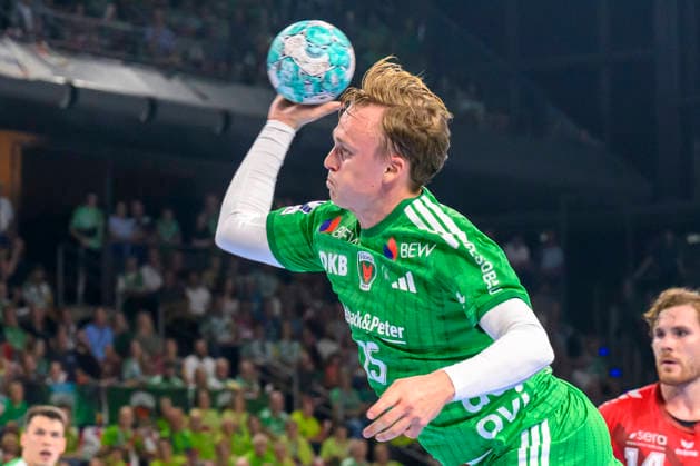 im Bild v.l.: Matthes Langhoff (Fuechse Berlin, 25), GER, Berlin, Handball, Fuechse Berlin vs MT Melsungen, in der Max-Schmeling-Halle, 27.08.2026, Copyright: HMBxMedia UwexKoch