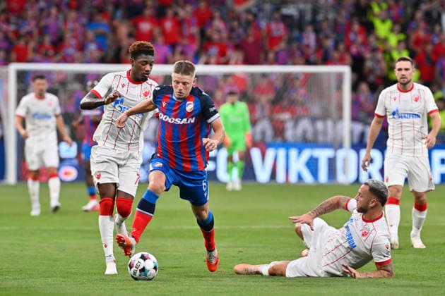Football Europa League second leg of the fourth qualifying round match. Viktoria Plzen vs Crvena Zvezda Belgrade in Pilsen, Czech Republic, August 27, 2026. From left Muhammed Cham of Crvena zvezda Belgrade, Lukas Cerv of Viktoria, Marko Arnautovic of Crvena zvezda Belgrade. (CTKxPhoto MiroslavxChaloupka) CTKPhotoP2026082707812  CTKPhotoP2026082707812