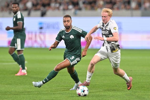 Football Conference League second leg of 4th qualifying round match: FC Hradec Kralove vs Panathinaikos Athens in Hradec Kralove, Czech Republic, August 27, 2026. From left Cyriel Dessers of Panathinaikos Athens, Tom Sloncik of Hradec Kralove. (CTKxPhoto JosefxVostarek) CTKPhotoP2026082708130  CTKPhotoP2026082708130
