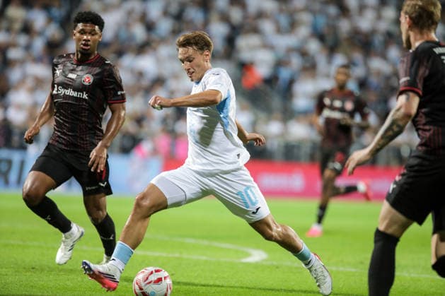 HNK Rijeka v Midtjylland - UEFA Conference League 2026 27 Play Off Round Second Leg RIJEKA, CROATIA - AUGUST 27: Toni Fruk of HNK Rijeka in action during the UEFA Conference League 2026 27 Play Off Round Second Leg match between HNK Rijeka and FC Midtjylland at Stadion HNK Rijeka on August 27, 2026 in Rijeka, Croatia.  GoranxKovacic PIXSELL