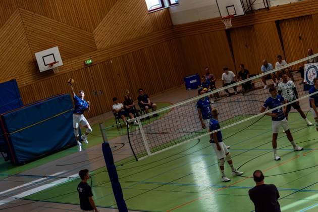 27.08.2026, GER, Volleyball, Maenner, Saison 26 27, 2.Bl Sued 1.Bl, Testspiel, Blue Volleys Gotha - Cerebricks Volley Goats Mitteldeutschland Ben Bierwisch (Blue Volleys Gotha,13) 99867 Gotha Sporthalle Sportanlage Ernesti Thüringen Deutschland