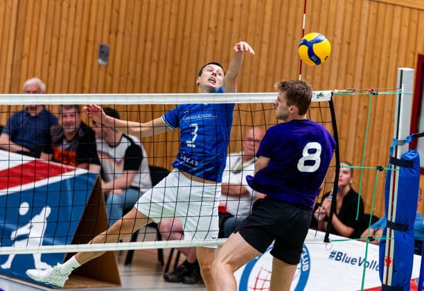 27.08.2026, GER, Volleyball, Maenner, Saison 26 27, 2.Bl Sued 1.Bl, Testspiel, Blue Volleys Gotha - Cerebricks Volley Goats Mitteldeutschland Christoph Assmann (Blue Volleys Gotha,3), Jacob Harris (cerebricks Volley Goats Mitteldeutschland) 99867 Gotha Sporthalle Sportanlage Ernesti Thüringen Deutschland