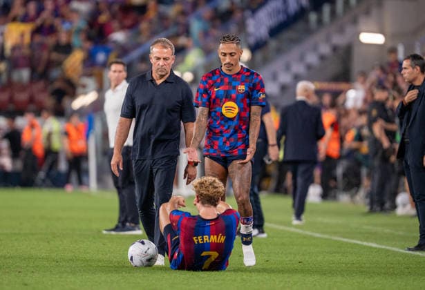 ESP: LaLiga EA Sports FC Barcelona, Barca v Athletic Bilbao Hansi Flick of FC Barcelona, Raphinha of FC Barcelona and Fermin Lopez of FC Barcelona during LaLiga EA Sports between FC Barcelona v Athletic Bilbao played at Spotify Camp Nou Stadium in Barcelona on August 27, 2026 in Spain Spain Futbol Copyright: xAgenciaxLOFx