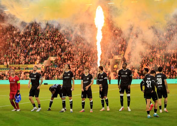 Hibernian v K.A.A. Gent UEFA Europa Conference League K.A.A. Gent players line up during the UEFA Europa Conference League Play-Off Second Leg match at Easter Road, Edinburgh 27 08 2026 UK Newspapers OUT Copyright: xFredxPalmerx FIL-23844-0140