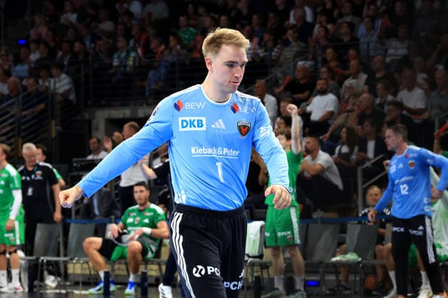 27.08.2026, GER Deutschland, Handball, 1.Bundesliga, 27.08.2026, Saison 2026 2027, Berlin, Fuechse Berlin vs Melsungen Lasse Ludwig ( Fuechse Berlin 1 ) Berlin Max-Schmeling-Halle Berlin Deutschland Copyright: xNordphotox xEnglerx