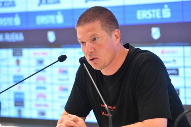 Rijeka, Croatia, 270826. Rujevica Stadium. Midtjylland coach Mike Tullberg at the press conference, PK, Pressekonferenz after at the return match of the UEFA Conference League play-off, Rijeka - Midtjylland. Foto: Damir Skomrlj CROPIX Hrvatska Copyright: xxDamirxSkomrljx xCROPIXx rijeka_midtjylland33-270826