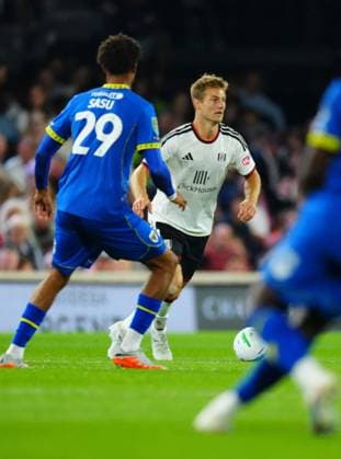 Joachim Andersen of Fulham Fulham v AFC Wimbledon, EFL Carabao Cup, Second Round, Football, Craven Cottage, London, UK - 27 Aug 2026London Craven Cottage United Kingdom EDITORIAL USE ONLY No use with unauthorised audio, video, data, fixture lists, club league logos or live services. Online in-match use limited to 120 images, no video emulation. No use in betting, games or single club league player publications. Copyright: xJavierxGarcia Shutterstockx 17118946hu