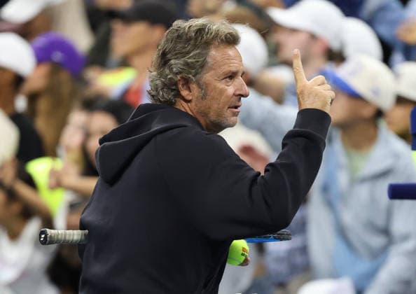 August 27, 2026, New York City, New York, USA: Coach of I. Swiatek - FRANCISCO ROIG of Spain, during practise session before US Open. New York, USA. New York City USA - ZUMAc278 20260827_zsp_c278_001 Copyright: xMarcinxCholewinskix