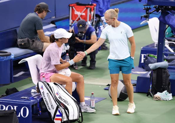 August 27, 2026, New York City, New York, USA: IGA SWIATEK and DARIA ABRAMOWICZ of Poland during practise session before US Open. New York, USA. New York City USA - ZUMAc278 20260827_zsp_c278_008 Copyright: xMarcinxCholewinskix