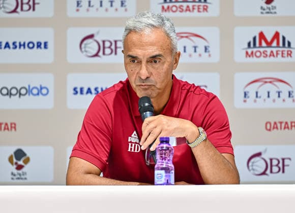 Qatar v China - FIBA Basketball World Cup 2027 Asian Qualifiers Demir Hakan, Head Coach of Qatar, speaks during a post-match press conference, PK, Pressekonferenz after the second-round match between China and Qatar in the FIBA Basketball World Cup Asian Qualifiers at Al Janoub Stadium in Al Wakrah, Qatar, August 27, 2026. DOHA Qatar Copyright: xNOUSHADx