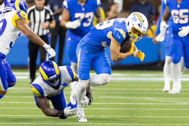 August 27, 2026, Inglewood, California, USA: Los Angeles Chargers Cornerback Eric Rogers (39) is tackled by Los Angeles Rams Inside Linebacker Nikhai Hill-Green (54) during an NFL, American Football Herren, USA football preseason game, in Inglewood, Calif. on Thursday August 27, 2026. NHL, Eishockey Herren, USA 2026: LA Rams 20:18 LA Chargers  - ZUMAc68_ 20260827_zaf_c68_020 Copyright: xRingoxChiux
