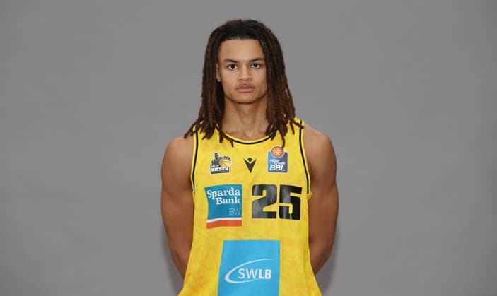Ludwigsburg , Basketball Fototermin MHP Riesen Ludwigsburg Saison 2026 2027 , Lino Duarte