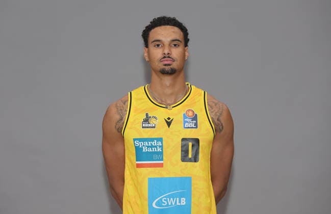 Ludwigsburg , Basketball Fototermin MHP Riesen Ludwigsburg Saison 2026 2027 , Oshane Drews
