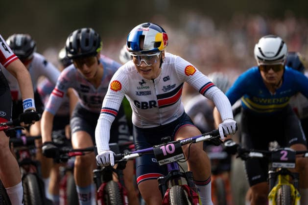 UCI MTB World Championship, WM, Weltmeisterschaft Thursday - Val Di Sole 2026 Elite women riders compete at the start of the Women s Elite race during the UCI Mountain Bike World Championships Val di Sole 2026 in Val di Sole, Italy, on August 27, 2026. Val di Sole Italy  Copyright: xFilipxBezdÄ›kx originalFilename:bezdek-notitle260827_np3fR.jpg