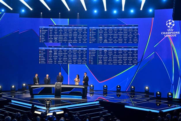 David Villa, Giorgio Marchetti et Thierry Henry lors du tirage au sort de la phase de ligue de l’édition 2026-2027 de la Ligue des champions au Grimaldi Forum de Monaco, le 27 août 2026. Bruno Bebert Bestimage The 2026 27 UEFA Champions League league phase draw at the Grimaldi Forum in Monaco on August 27, 2026. Monaco Monaco  Copyright: xBrunoxBebertx xBestimagexBrunoxBebertx xBestimagex