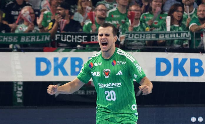 Tim Freihöfer jubelt nach Tor Freude Emotion Jubel Handball HBL Bundesliga Herren 1. Spieltag Saison 2026 2027 27.08.2026 Füchse Berlin vs MT Melsungen