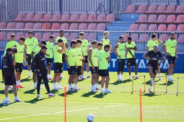 August 28, 2026, Madrid, Madrid, Spain: General view of players of Atletico de Madrid during a training session of Atletico de Madrid ahead the Spanish League, LaLiga EA Sports, match against Sevilla FC at Ciudad Deportiva Wanda Atletico de Madrid on August 28, 2026, in Madrid, Spain. Atletico De Madrid Training Session - Laliga Ea Sports  - ZUMAa181 20260828_zaa_a181_007 Copyright: xDennisxAgyemanx