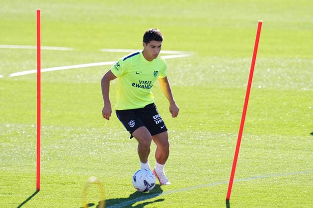 August 28, 2026, Madrid, Madrid, Spain: Obed Vargas during a training session of Atletico de Madrid ahead the Spanish League, LaLiga EA Sports, match against Sevilla FC at Ciudad Deportiva Wanda Atletico de Madrid on August 28, 2026, in Madrid, Spain. Atletico De Madrid Training Session - Laliga Ea Sports  - ZUMAa181 20260828_zaa_a181_015 Copyright: xDennisxAgyemanx