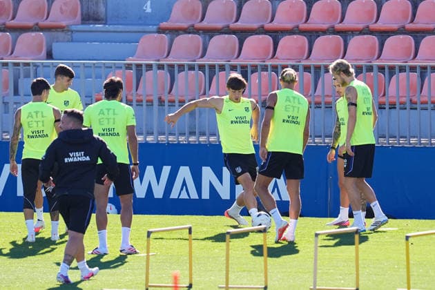 August 28, 2026, Madrid, Madrid, Spain: Robin Le Normand during a training session of Atletico de Madrid ahead the Spanish League, LaLiga EA Sports, match against Sevilla FC at Ciudad Deportiva Wanda Atletico de Madrid on August 28, 2026, in Madrid, Spain. Atletico De Madrid Training Session - Laliga Ea Sports  - ZUMAa181 20260828_zaa_a181_017 Copyright: xDennisxAgyemanx