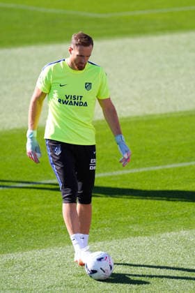 August 28, 2026, Madrid, Madrid, Spain: Jan Oblak during a training session of Atletico de Madrid ahead the Spanish League, LaLiga EA Sports, match against Sevilla FC at Ciudad Deportiva Wanda Atletico de Madrid on August 28, 2026, in Madrid, Spain. Atletico De Madrid Training Session - Laliga Ea Sports  - ZUMAa181 20260828_zaa_a181_033 Copyright: xDennisxAgyemanx