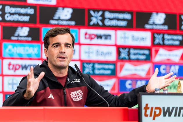 LEVERKUSEN, GERMANY - AUGUST 28: Carles Martinez (Head Coach Bayer 04 Leverkusen) during the pre game press conference, PK, Pressekonferenz before the Bundesliga match between Bayer 04 Leverkusen and SV Elversberg at BayArena on August 28, 2026 in Leverkusen, Germany. DFL REGULATIONS PROHIBIT ANY USE OF PHOTOGRAPHS AS IMAGE SEQUENCES AND OR QUASI-VIDEO. North Rhine Westphalia Germany Copyright: xSteffiexWunderlx