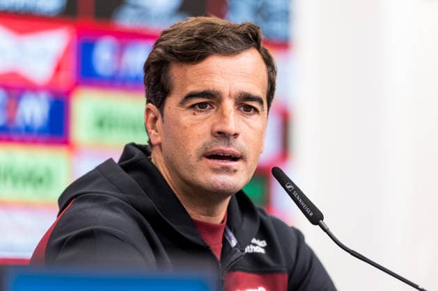 LEVERKUSEN, GERMANY - AUGUST 28: Carles Martinez (Head Coach Bayer 04 Leverkusen) during the pre game press conference, PK, Pressekonferenz before the Bundesliga match between Bayer 04 Leverkusen and SV Elversberg at BayArena on August 28, 2026 in Leverkusen, Germany. DFL REGULATIONS PROHIBIT ANY USE OF PHOTOGRAPHS AS IMAGE SEQUENCES AND OR QUASI-VIDEO. North Rhine Westphalia Germany Copyright: xSteffiexWunderlx