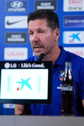 August 28, 2026, Madrid, Madrid, Spain: Diego Pablo Simeone, head coach of Atletico de Madrid, attends his press conference, PK, Pressekonferenz during a training session of Atletico de Madrid ahead the Spanish League, LaLiga EA Sports, match against Sevilla FC at Ciudad Deportiva Wanda Atletico de Madrid on August 28, 2026, in Madrid, Spain. Atletico De Madrid Training Session And Press Conference - Laliga Ea Sports - ZUMAa181 20260828_zaa_a181_083 Copyright: xDennisxAgyemanx