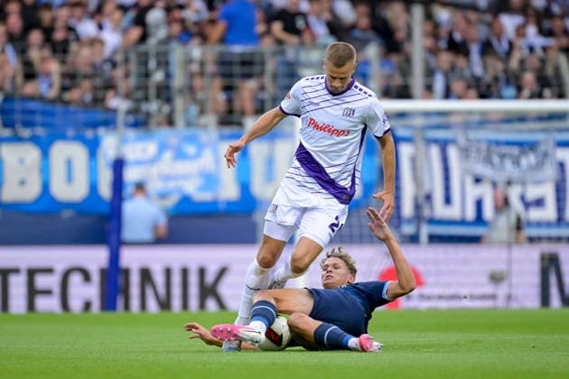 Tony Lesueur (VfL Osnabrueck) und Mats Pannewig (VfL Bochum) im Kampf um den Ball waehrend des spiels der 2. Bundesliga zwischen VfL Bochum und VfL Osnabrueck, Vonovia Ruhrstadion am 28. August 2026 in Bochum, Deutschland. (Foto von Max Maiwald DeFodi Images) +++ Tony Lesueur (VfL Osnabrueck) und Mats Pannewig (VfL Bochum) battle for the ball during the 2nd Bundesliga match between VfL Bochum and VfL Osnabrueck at Vonovia Ruhrstadion on August 28, 2026 in Bochum, Germany. (Photo by Max Maiwald DeFodi Images) DFB DFL REGULATIONS PROHIBIT ANY USE OF PHOTOGRAPHS AS IMAGE SEQUENCES AND OR QUASI-VIDEO. (Photo by Max Maiwald DeFodi Images) - *** Tony Lesueur of VfL Osnabrück and Mats Pannewig of VfL Bochum battle for the ball during the 2. Bundesliga match between VfL Bochum and VfL Osnabrück at the Vonovia Ruhrstadion on August 28, 2026, in Bochum, Germany. Photo by Max Maiwald, DeFodi Images. Tony Lesueur of VfL Osnabrück and Mats Pannewig of VfL Bochum battle for the ball during the 2. Bundesliga match between VfL Bochum and VfL Osnabrück at Vonovia Ruhrstadion on August 28, 2026 in Bochum, Germany. Photo by Max Maiwald, DeFodi Images. DFB and DFL regulations prohibit any use of photographs as image sequences and or quasi-video. Photo by Max Maiwald, DeFodi Images.