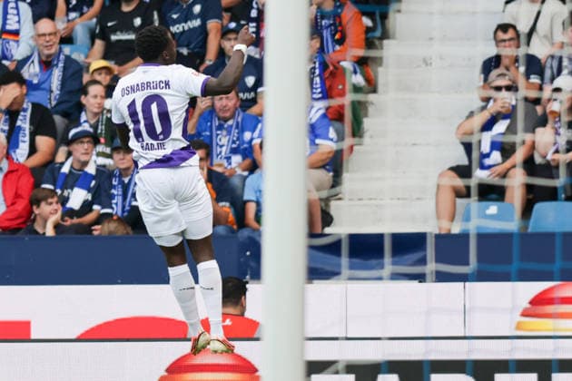 28.08.2026, xgrfx, Fussball 2.Bundesliga, VfL Bochum - VfL Osnabrück v.l. Tor, Ismail Badjie zum 1:0 (VfL Osnabrück) (DFL DFB REGULATIONS PROHIBIT ANY USE OF PHOTOGRAPHS as IMAGE SEQUENCES and or QUASI-VIDEO) Bochum *** August 28, 2026, xgrfx, Soccer 2. Bundesliga, VfL Bochum vs. VfL Osnabrück, goal, Ismail Badjie scores the 1–0 for VfL Osnabrück. DFL and DFB regulations prohibit any use of photographs as image sequences and or quasi-video. Bochum