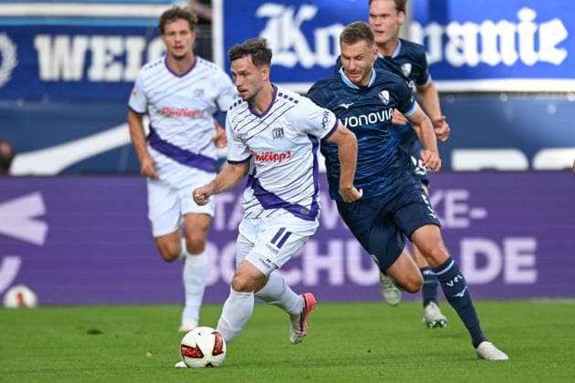 v. li. im Zweikampf Robin Meißner Meissner (Osnabrueck 11) Karol Mets (Bochum 5) 28.08.2026 ¢ Fussball ¢ VfL Bochum vs VfL Osnabrueck, Vonovia Ruhrstadion, Bochum, DFB DFL REGULATIONS PROHIBIT ANY USE OF PHOTOGRAPHS AS IMAGE SEQUENCES AND OR QUASI-VIDEO NRW Germany *** v li in a one-on-one duel: Robin Meißner (Osnabrück) 11 vs. Karol Mets (Bochum) 5, August 28, 2026 ¢ Soccer ¢ VfL Bochum vs. VfL Osnabrück, Vonovia Ruhrstadion, Bochum, DFB DFL REGULATIONS PROHIBIT ANY USE OF PHOTOGRAPHS AS IMAGE SEQUENCES AND OR QUASI-VIDEO NRW Germany Copyright: xpepphotox xHorstxMauelshagenx pep00321, pep_20260828_hm