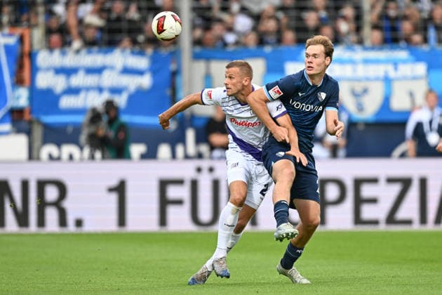 v. li. im Zweikampf Adrian Beck (Osnabrueck 21) Mats Pannewig (Bochum 24) 28.08.2026 ¢ Fussball ¢ VfL Bochum vs VfL Osnabrueck, Vonovia Ruhrstadion, Bochum, DFB DFL REGULATIONS PROHIBIT ANY USE OF PHOTOGRAPHS AS IMAGE SEQUENCES AND OR QUASI-VIDEO NRW Germany *** v li in a one-on-one duel: Adrian Beck (Osnabrück) 21, Mats Pannewig (Bochum) 24, 08 28 2026 ¢ Soccer ¢ VfL Bochum vs. VfL Osnabrück, Vonovia Ruhrstadion, Bochum, DFB DFL REGULATIONS PROHIBIT ANY USE OF PHOTOGRAPHS AS IMAGE SEQUENCES AND OR QUASI-VIDEO NRW Germany Copyright: xpepphotox xHorstxMauelshagenx pep00321, pep_20260828_hm