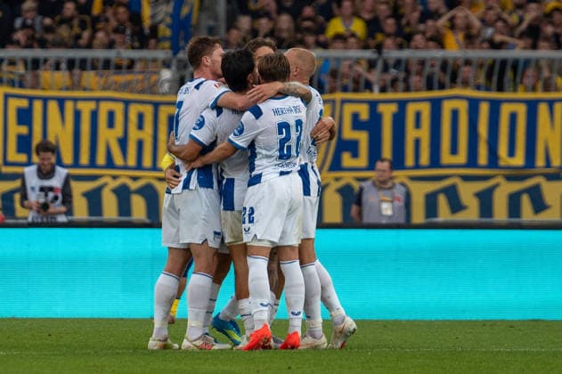 Deutschland: Fussball 2. Bundesliga, 3. Spieltag 2026 2027, Eintracht Braunschweig - Hertha BSC am 28.08.2026 in Braunschweig (Eintracht-Stadion): Tor zum 2:2 Josip Brekalo (Hertha BSC, 7) Jubel, Freude, Torjubel, Emotionen *** German Soccer 2. Bundesliga, Matchday 3, 2026–2027, Eintracht Braunschweig vs. Hertha BSC on August 28, 2026, at Eintracht Stadium in Braunschweig; 2–2; goal by Josip Brekalo (Hertha BSC); 7: celebration, joy, goal celebration, emotions Copyright: xSvenxHeidmannx