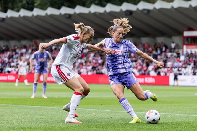 Google Pixel Frauen-Bundesliga, 1. FC Köln - TSG Hoffenheim; 28.08.2026 Pauline Bremer (1. FC Köln, 9) im Zweikampf gegen Lisann Kaut (TSG 1899 Hoffenheim, 4) Google Pixel Frauen-Bundesliga, 1. FC Köln - TSG Hoffenheim, Köln, Franz-Kremer-Stadion am 28.08.2026 DFB REGULATIONS PROHIBIT ANY USE OF PHOTOGRAPHS AS IMAGE SEQUENCES AND OR QUASI-VIDEO. *** Google Pixel Women s Bundesliga, 1 FC Köln vs. TSG Hoffenheim, August 28, 2026. Pauline Bremer (1 FC Köln, No. 9) in a tackle against Lisann Kaut (TSG 1899 Hoffenheim, No. 4). Google Pixel Women s Bundesliga, 1 FC Köln vs. TSG Hoffenheim, Cologne, Franz Kremer Stadium on August 28, 2026. DFB regulations prohibit any use of photographs as image sequences and or quasi-video. Copyright: xBEAUTIFULxSPORTS Wunderlx
