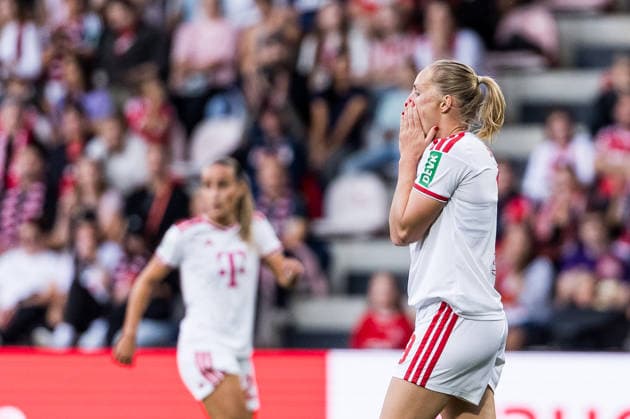 Google Pixel Frauen-Bundesliga, 1. FC Köln - TSG Hoffenheim; 28.08.2026 Pauline Bremer (1. FC Köln, 9) frustriert nach einer verpassten Chance Google Pixel Frauen-Bundesliga, 1. FC Köln - TSG Hoffenheim, Köln, Franz-Kremer-Stadion am 28.08.2026 DFB REGULATIONS PROHIBIT ANY USE OF PHOTOGRAPHS AS IMAGE SEQUENCES AND OR QUASI-VIDEO. *** Google Pixel Women s Bundesliga, 1 FC Köln vs. TSG Hoffenheim, August 28, 2026. Pauline Bremer of 1 FC Köln, 9, looks frustrated after missing a chance. Google Pixel Women s Bundesliga, 1 FC Köln vs. TSG Hoffenheim, Cologne, Franz Kremer Stadium on August 28, 2026. DFB regulations prohibit any use of photographs as image sequences and or quasi-video. Copyright: xBEAUTIFULxSPORTS Wunderlx