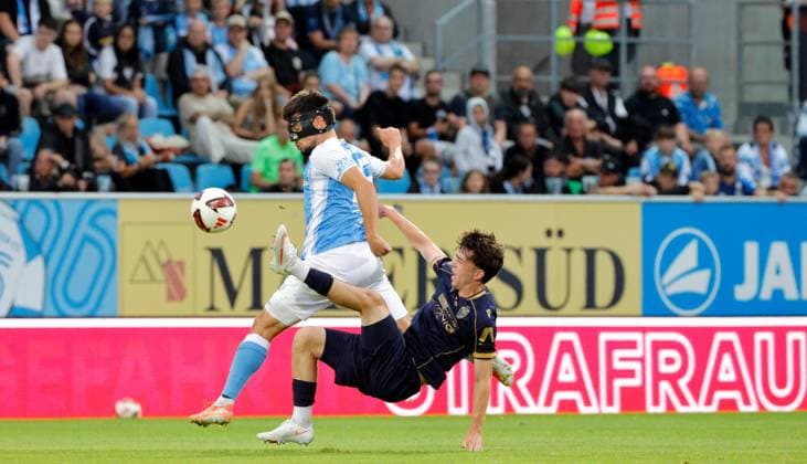 CFC vs FC Carl Zeiss Jena 28.08.2026 Chemnitz, eins Stadion- An der Gellertstrasse, Fussball, Regionalliga Nordost 2026 2027, 7. Spieltag, CFC, CFC vs FC Carl Zeiss Jena links Roman Eppendorfer Chemnitz Sachsen BRD