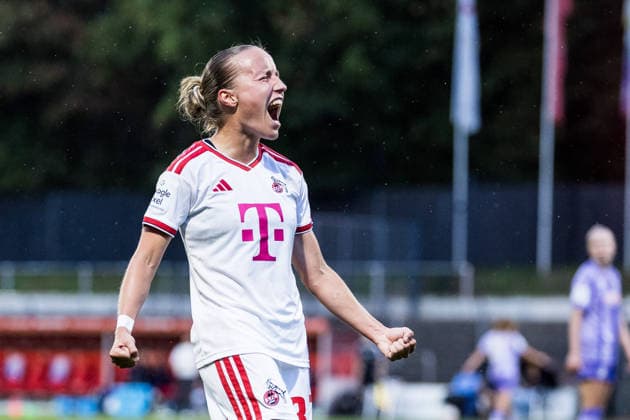 Google Pixel Frauen-Bundesliga, 1. FC Köln - TSG Hoffenheim; 28.08.2026 Jubel zum 1:0 durch Beke Sterner (1. FC Köln, 37), Tor, Torjubel Google Pixel Frauen-Bundesliga, 1. FC Köln - TSG Hoffenheim, Köln, Franz-Kremer-Stadion am 28.08.2026 DFB REGULATIONS PROHIBIT ANY USE OF PHOTOGRAPHS AS IMAGE SEQUENCES AND OR QUASI-VIDEO. *** Google Pixel Women s Bundesliga, 1 FC Köln vs. TSG Hoffenheim, August 28, 2026—Celebration of the 1-0 goal by Beke Sterner of 1 FC Köln, 37, goal, goal celebration—Google Pixel Women s Bundesliga, 1 FC Köln vs. TSG Hoffenheim, Cologne, Franz Kremer Stadium on August 28, 2026. DFB regulations prohibit any use of photographs as image sequences and or quasi-video. Copyright: xBEAUTIFULxSPORTS Wunderlx