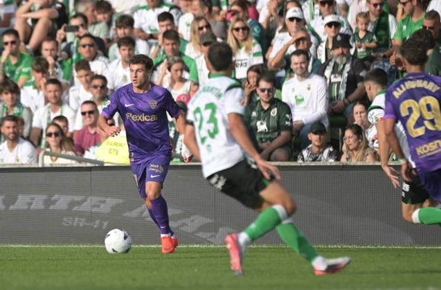 ESP: LaLiga EA Sports Racing Santander v Elche CF Victor Chust of Elche during LaLiga EA Sports between Racing Santander v Elche CF played at Campos de de El Sardinero Stadium in Cantabria on August 28, 2026 in Spain Spain Futbol Copyright: xAgenciaxLOFx