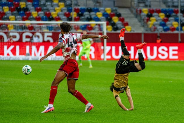 Dritte Liga: Fortuna Düsseldorf - VfB Stuttgart II. 3. Spieltag, am 28.08.2026 Elias Egouli (Fortuna Düsseldorf 44), David Preu (VfB Stuttgart II 37), ; Dritte Liga: Fortuna Düsseldorf - VfB Stuttgart II. 3. Spieltag, am 28.08.2026, Merkur Spielarena, Düsseldorf. DFB REGULATIONS PROHIBIT ANY USE OF PHOTOGRAPHS AS IMAGE SEQUENCES AND OR QUASI-VIDEO. Copyright: xBEAUTIFULxSPORTS Erlhofx