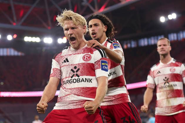 Andreas Mueller (Fortuna Duesseldorf) Torjubel, jubelt nach seinem Treffer zum 1:0 waehrend des Spiels der 3. Liga zwischen Fortuna Duesseldorf und VfB Stuttgart II, Merkur Spiel-Arena am 28. August 2026 in Duesseldorf, Deutschland. (Foto von Oliver Kaelke DeFodi Images) +++ Andreas Mueller (Fortuna Duesseldorf) celebrates after scoring his team s first goal during the 3. Liga match between Fortuna Duesseldorf and VfB Stuttgart II at Merkur Spiel-Arena on August 28, 2026 in Dusseldorf, Germany. (Photo by Oliver Kaelke DeFodi Images) DFB DFL REGULATIONS PROHIBIT ANY USE OF PHOTOGRAPHS AS IMAGE SEQUENCES AND OR QUASI-VIDEO. (Photo by Oliver Kaelke DeFodi Images) -