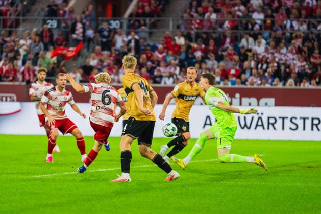 Andreas Mueller (Fortuna Düsseldorf, 06) mit dem Schuss zum 1:0 Treffer, Jubel, Torschuetze Fortuna Duesseldorf vs. VFB Stuttgart II, Fussball, 3.Liga, 03.Spieltag, Saison 2026 27, 28.08.2026, DFL REGULATIONS PROHIBIT ANY USE OF PHOTOGRAPHS AS IMAGE SEQUENCES AND OR QUASI-VIDEO, Fortuna Duesseldorf vs. VFB Stuttgart II, Fussball, 3.Liga, 3.Spieltag, Saison 2026 27, 28.08.2026 Düsseldorf Copyright: xEibner-Pressefoto LukasxBaldygax EP_LBA